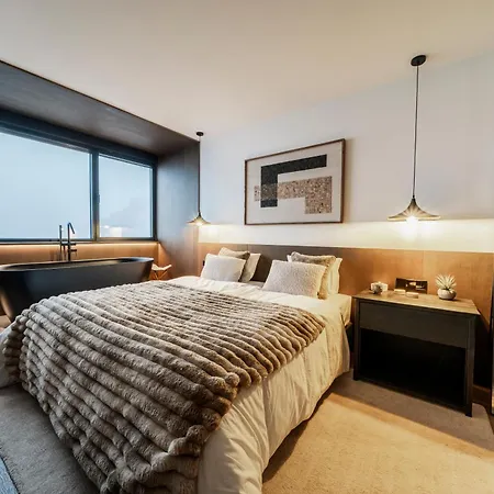 Luxury 3bed Penthouse By Ski Slope - * Sierra Nevada