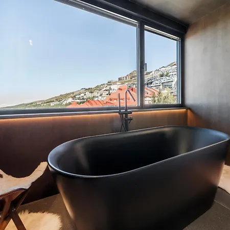 Luxury 3bed Penthouse By Ski Slope -