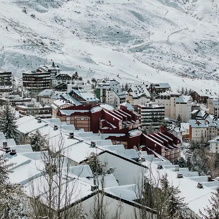 Luxury 3bed Penthouse By Ski Slope - Sierra Nevada